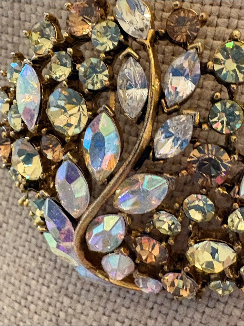 Retro Aurora Borealis Crystal Tree Brooch Gold Tone
